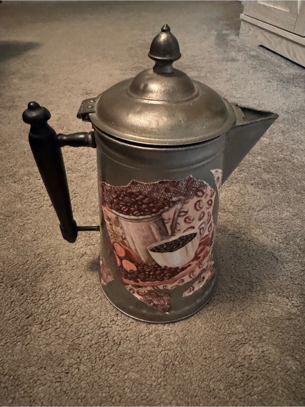 Vintage-Style Metal Coffee Pot with Black Handle - Green Finish
